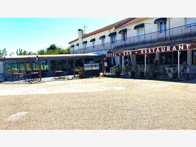 Vente bar hôtel restaurant proche Aigues-Mortes 