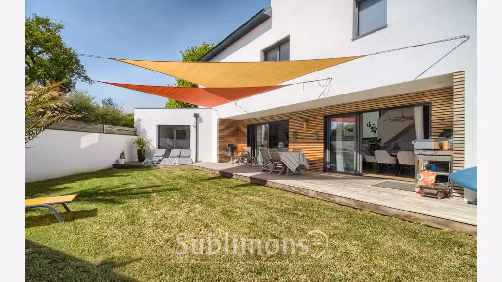AV maison d’hôtes contemporaine de 194m² Arradon