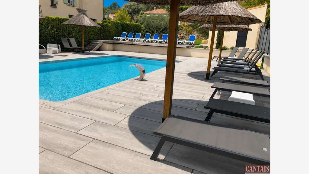AV hôtel restaurant + 25 ch arrière pays provençal