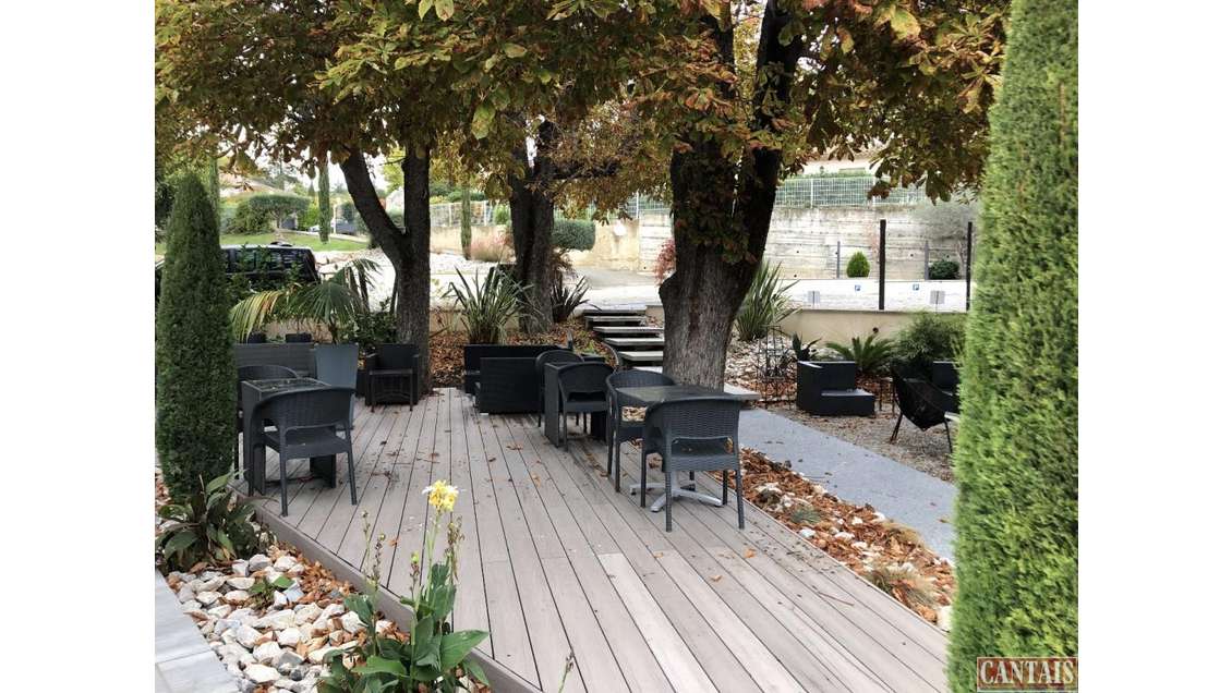 AV hôtel restaurant + 25 ch arrière pays provençal