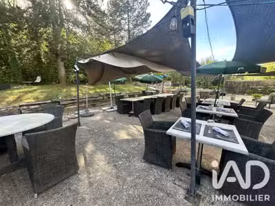 Vente hôtel * restaurant de 538m² à Aubignosc