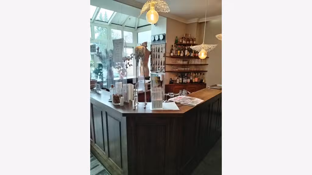 Vente hôtel restaurant 25 ch empl strat à Avallon