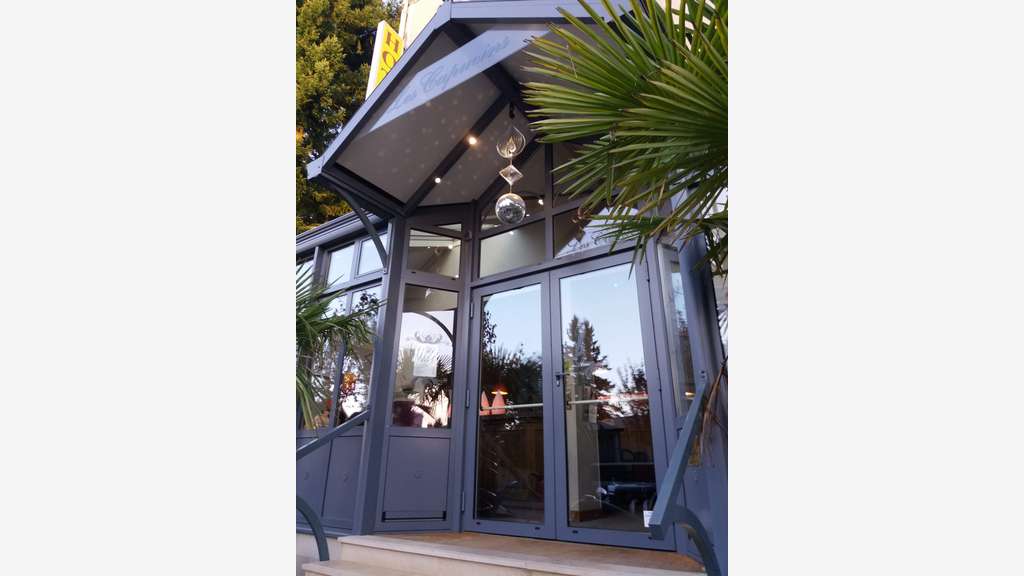 Vente hôtel restaurant 25 ch empl strat à Avallon