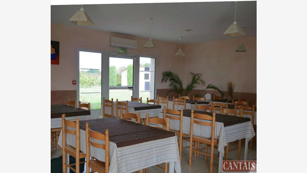 Vente hôtel bureau sur axe Bordeaux Perigueux
