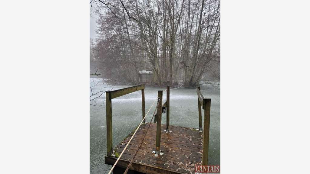 AV FDC gîtes camping 2.5ha axe Chalon/Auxerre