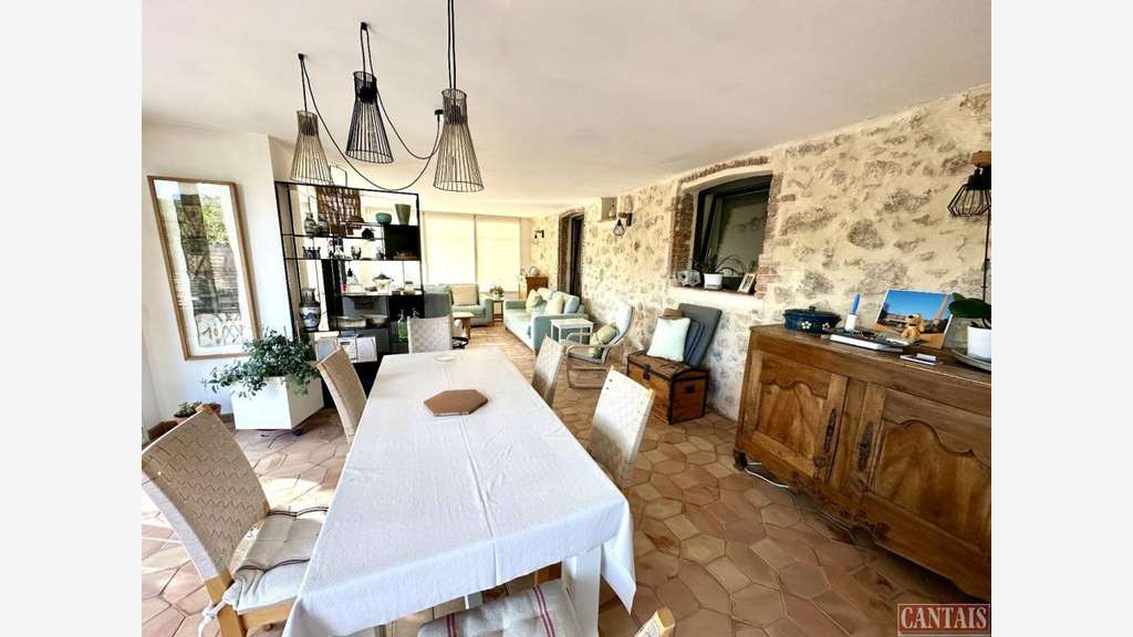 Vente Gîte de caractère sur axe Frejus Manosque