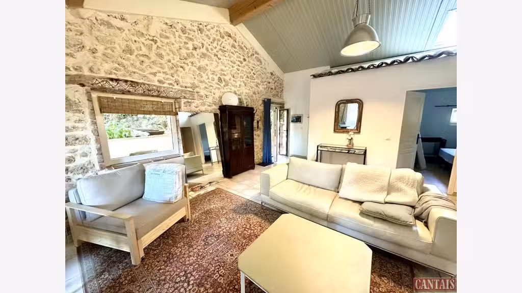 Vente Gîte de caractère sur axe Frejus Manosque