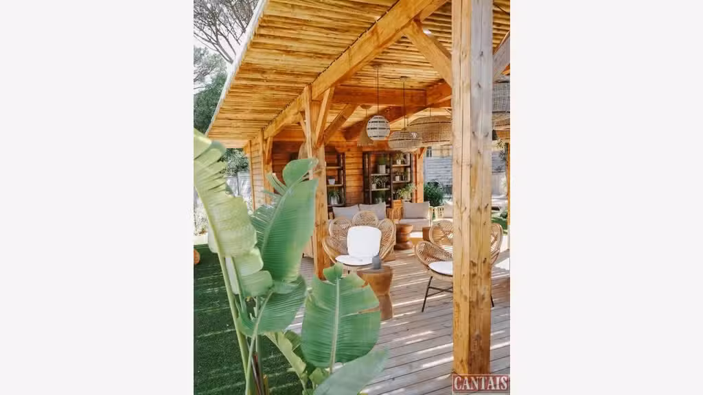 Vente hôtel restaurant axe Hyères Cannes