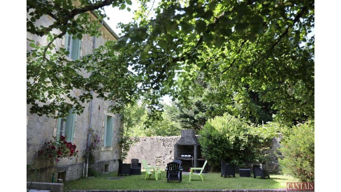 Vente gite de groupes petit village des Cévennes