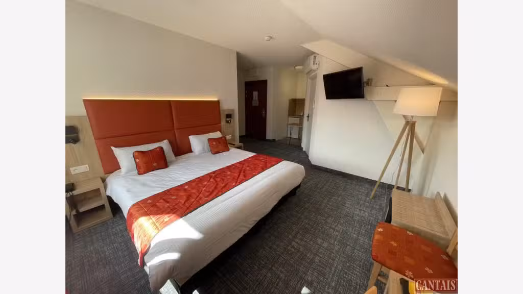 Vente hôtel bureau rénové sur axe Nancy Metz