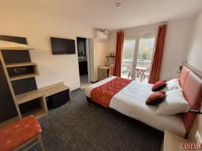 Vente hôtel bureau rénové sur axe Nancy Metz