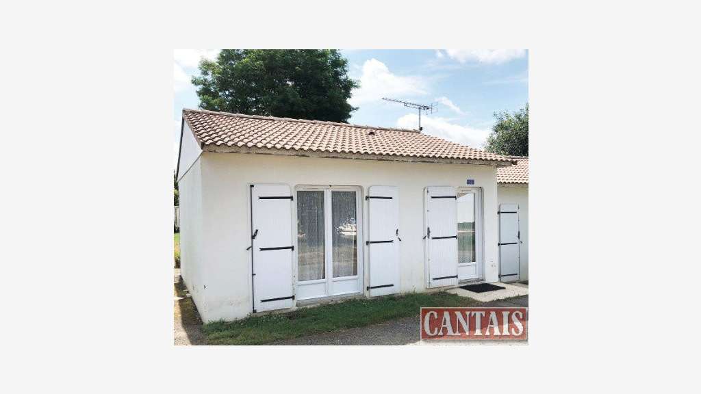 Vente Gîte sur 1.22 ha axe Nantes Bordeaux