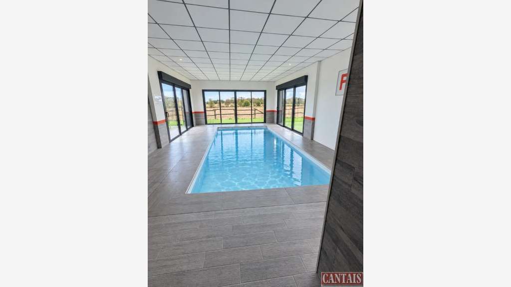 Vente gîte de groupe sur axe Nantes Niort