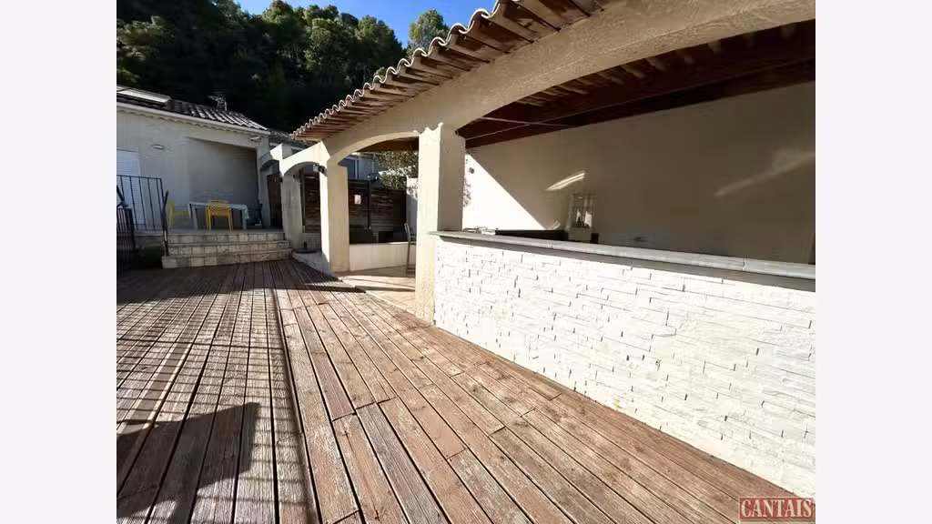 Vente hôtel restaurant axe Sisteron Aix En Pce
