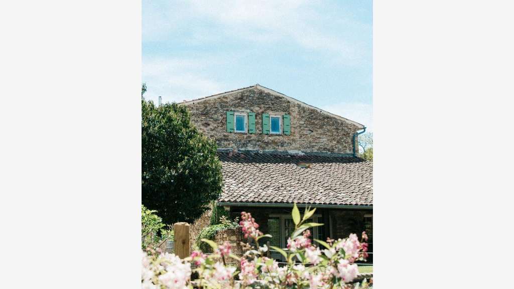 Vente gîte domaine 11 ha axe Valence Avignon