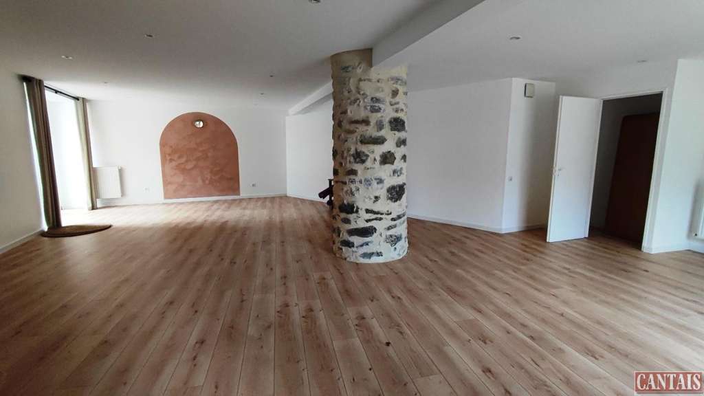 Vente gîte domaine 11 ha axe Valence Avignon