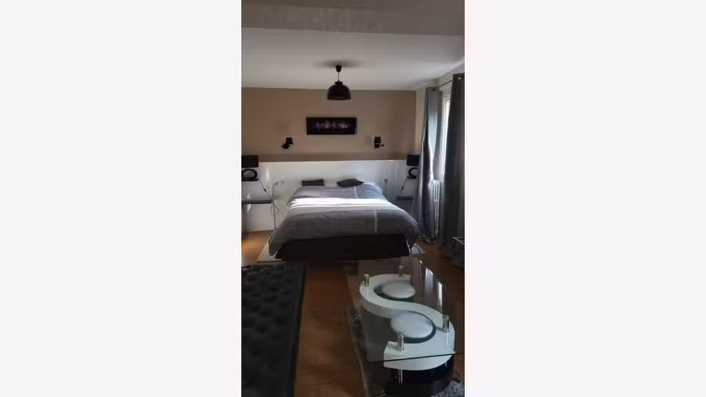 Vente hôtel + T3 à Bessines sur Gartempe