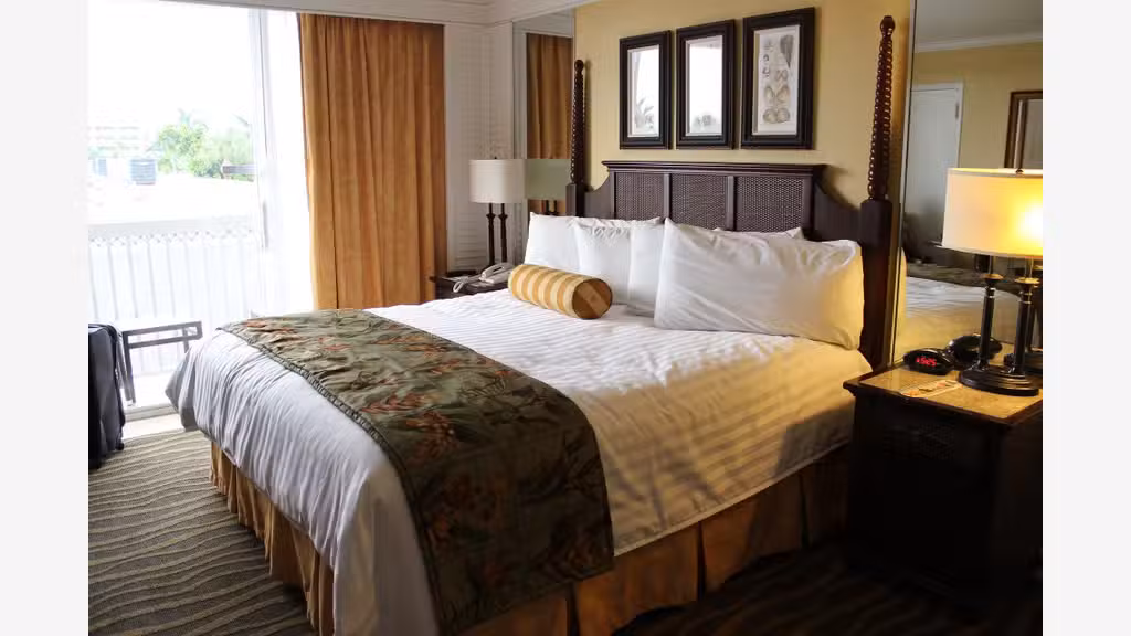 Vente hôtel 3 *** avec joli extérieur à Biarritz