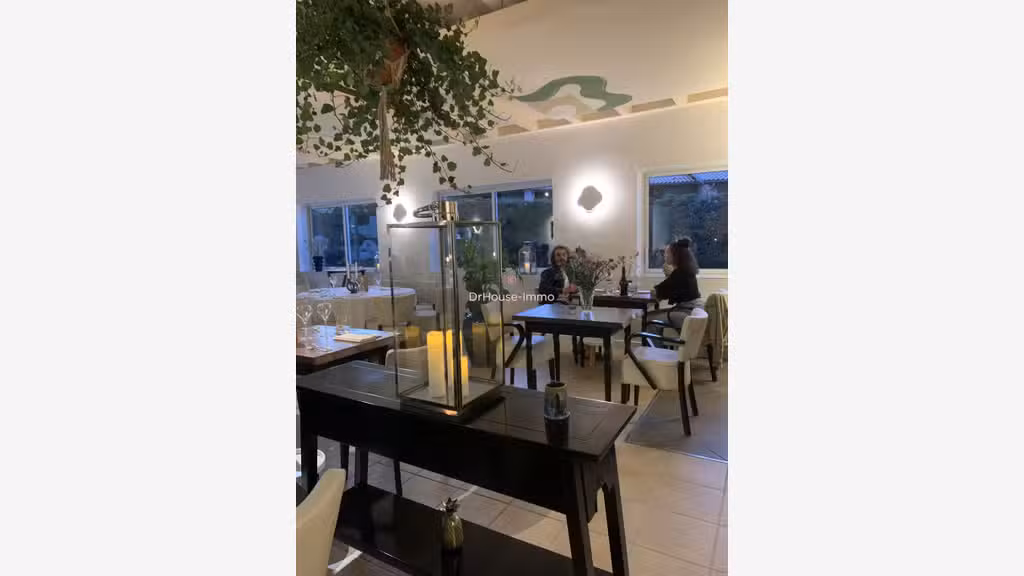 Hôtel restaurant Spacieux et Lumineux avec 21 