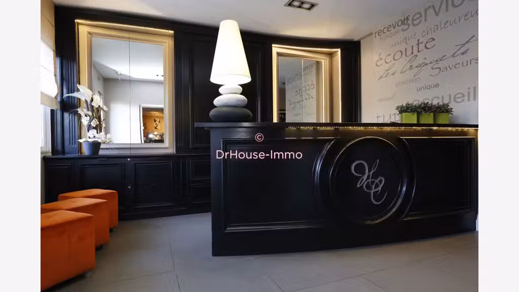 Hôtel restaurant Spacieux et Lumineux avec 21 