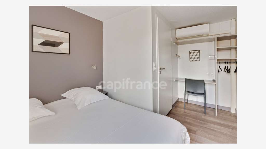 Vente murs & fonds hôtel 2 ** de + 40N° à Blois