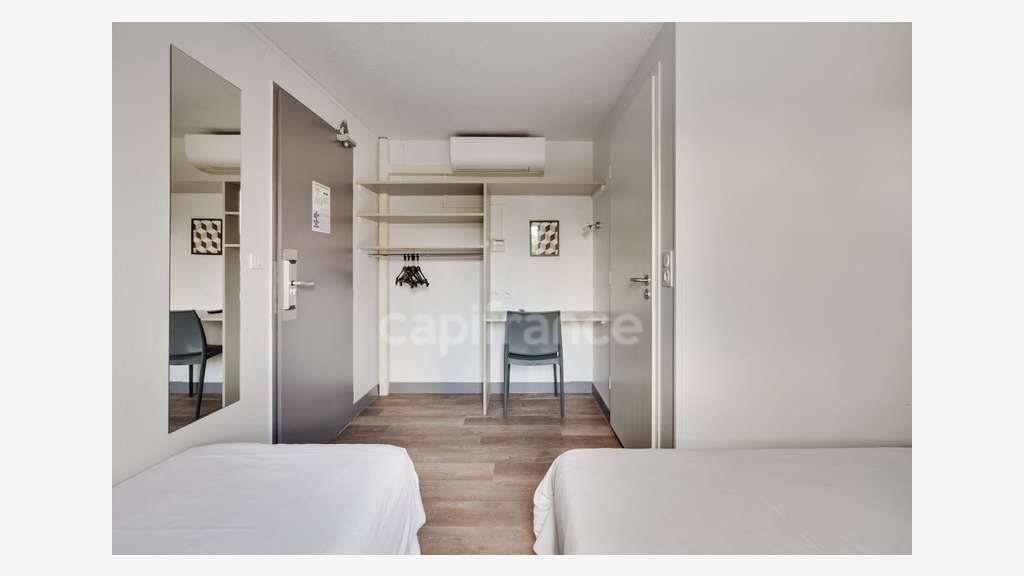 Vente murs & fonds hôtel 2 ** de + 40N° à Blois
