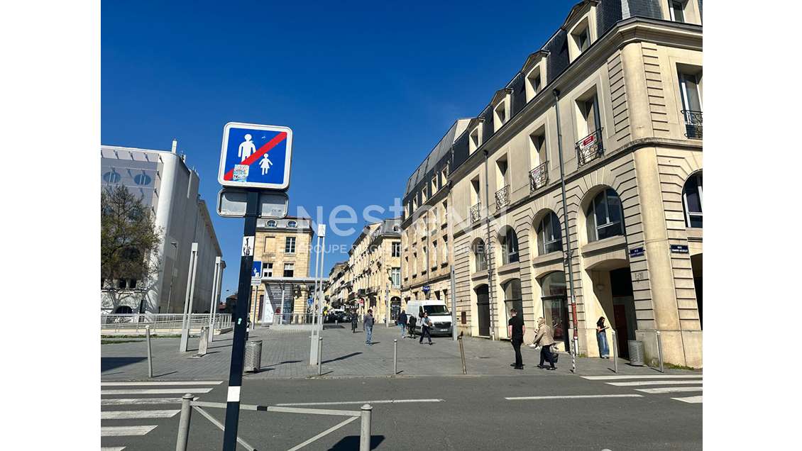 Cède bar licence IV à Bordeaux Gambetta Mériadeck