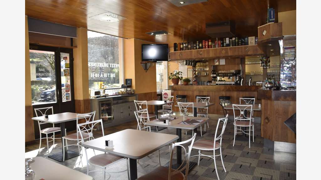 À vendre hôtel restaurant 2 ** à Bort Les Orgues