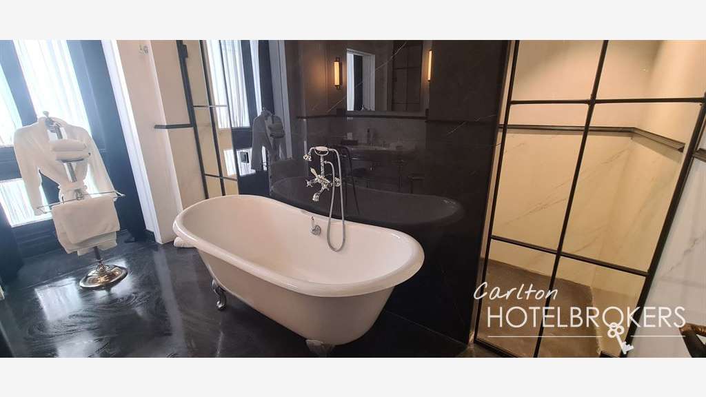 AV hôtel boutique cadre idyllique 30ch à Cadix