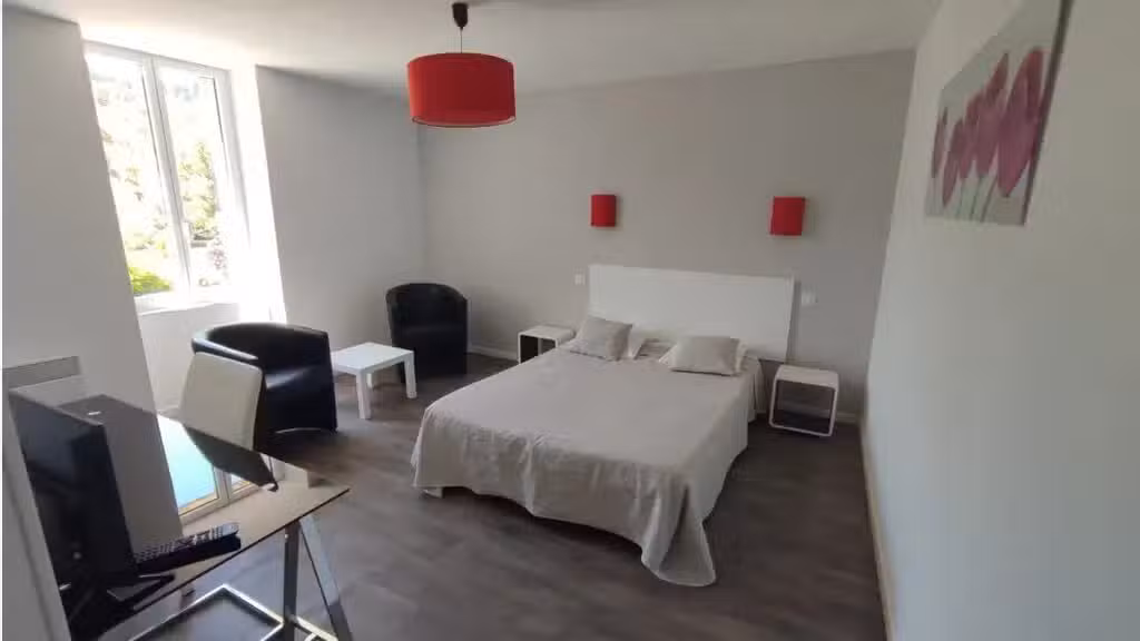 A vendre hôtel restaurant à Ceilhes-et-Rocozels