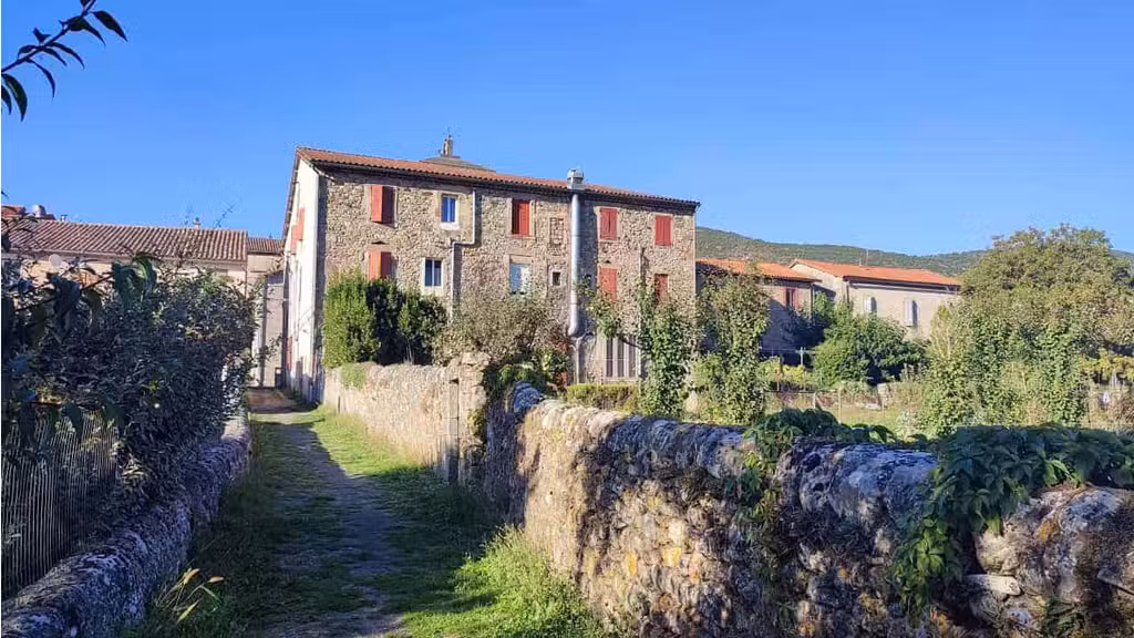 A vendre hôtel restaurant à Ceilhes-et-Rocozels