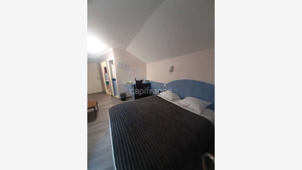 Vente hôtel 35 ch 1400m² à Charleville Mézières