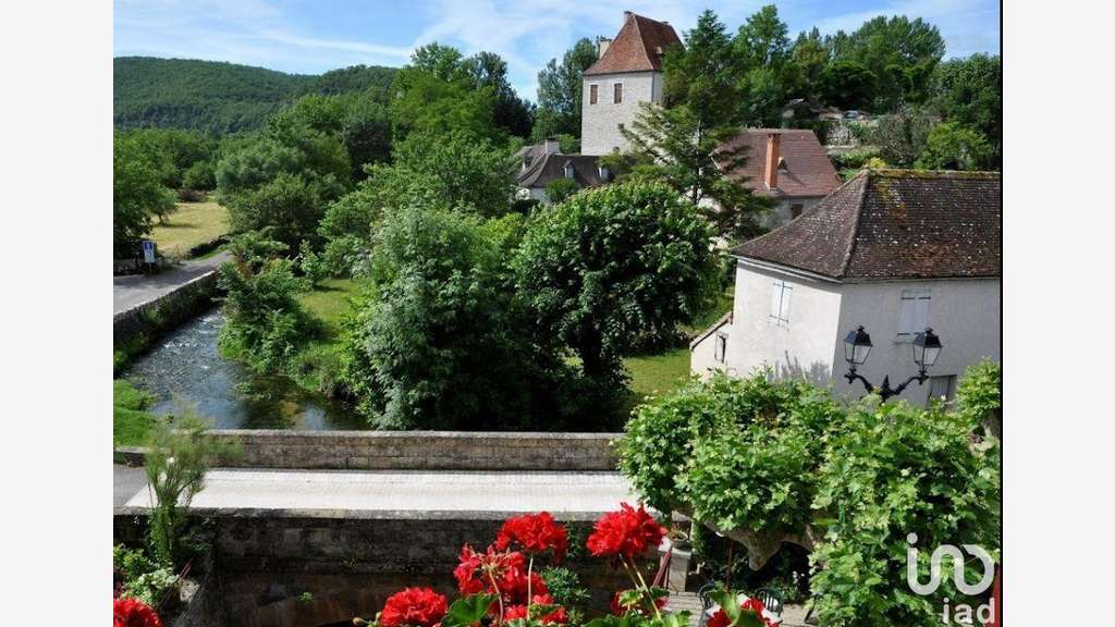 Hotel restaurant à Creysse