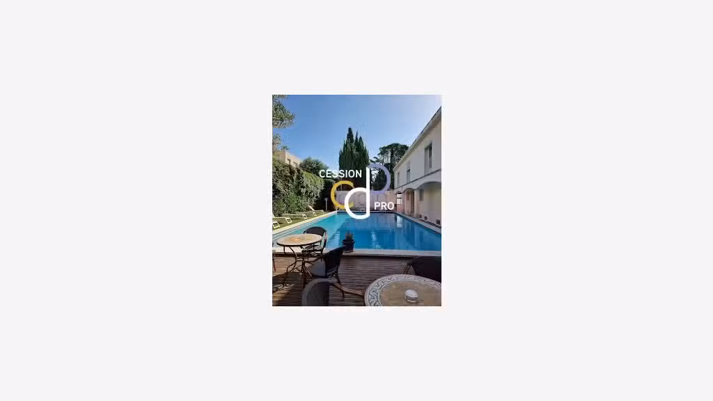 Vente hôtel de style provençal sur Arles