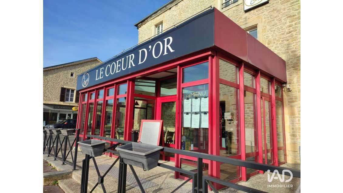 Hotel restaurant à Douzy