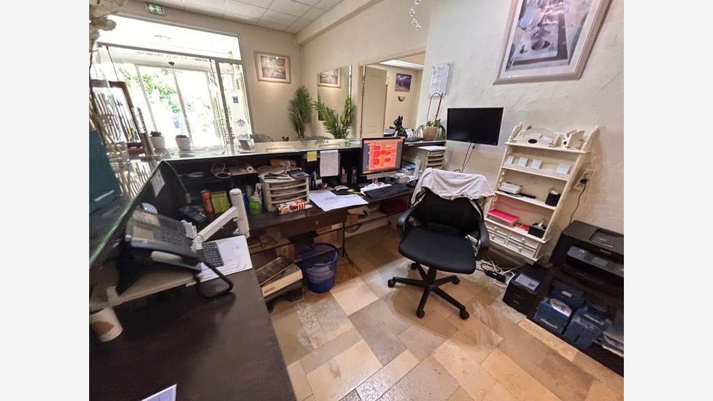 AV hôtel-restaurant murs et fonds à Fleurance (32)