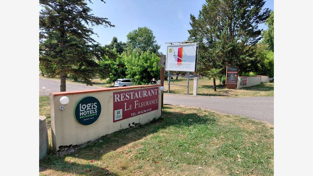 AV hôtel-restaurant murs et fonds à Fleurance (32)