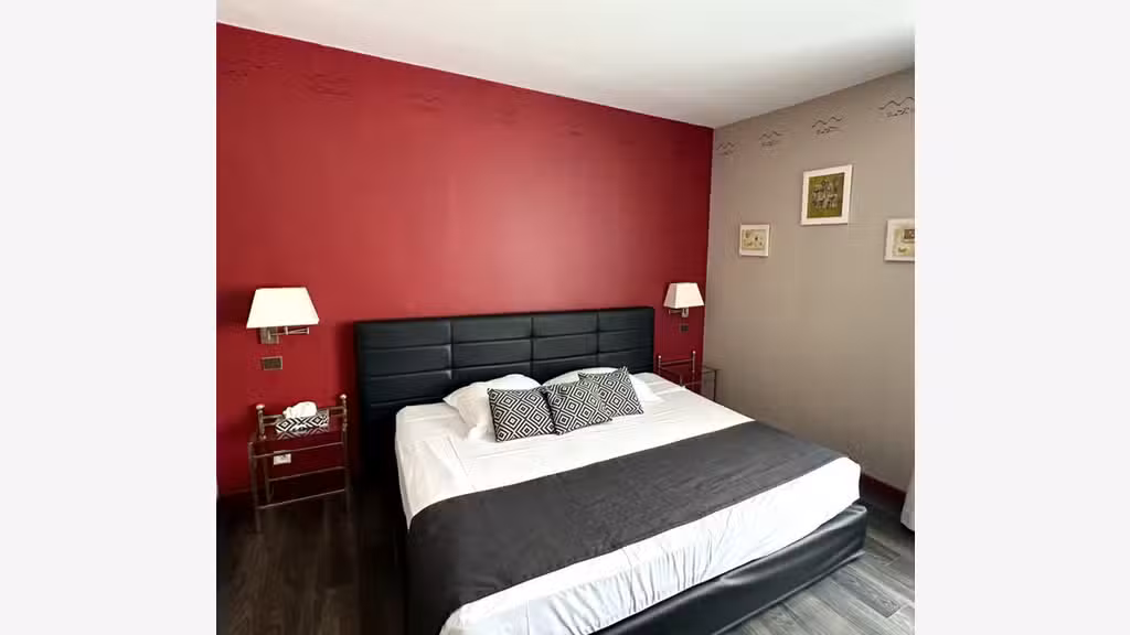 Vente hôtel bureau sur axe Orange Avignon