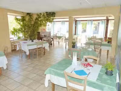 Vente hôtel-restaurant 12 chambres en Haute-Loire