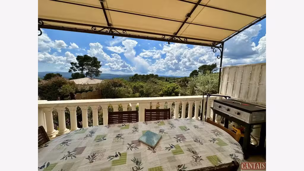 Vente gîtes vue montagne axe Manosque St Tropez