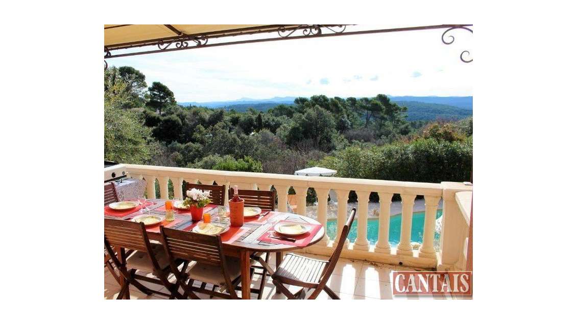 Vente gîtes vue montagne axe Manosque St Tropez