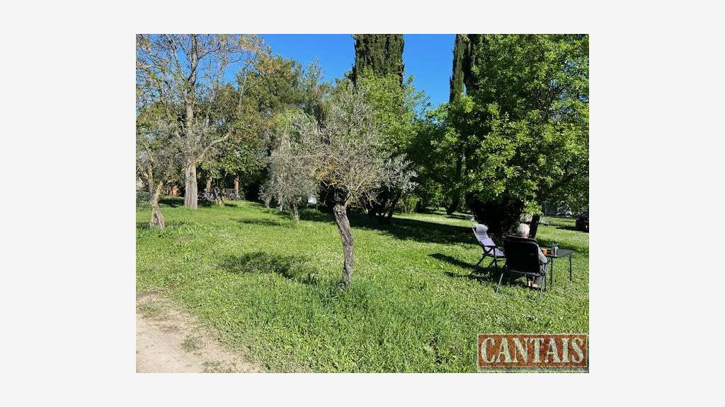 Vente camping à la ferme 25 empl en Provence