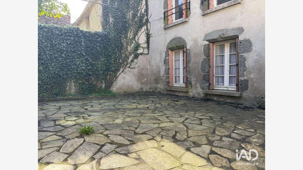 Hôtel à La Châtaigneraie