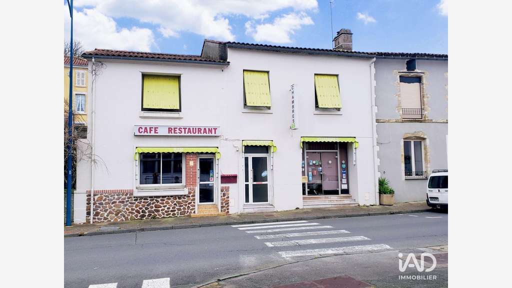 Hôtel à La Châtaigneraie