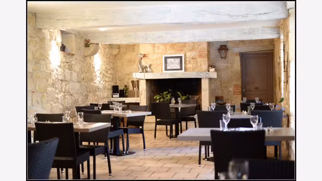 Bar restaurant chambres hôtes à vendre à la Romieu