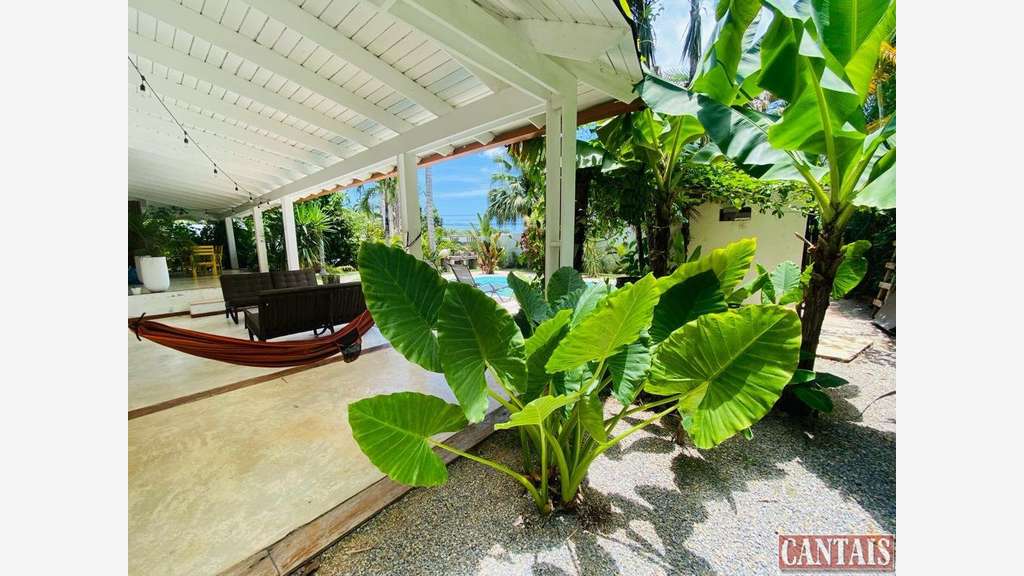 AV maison d'hôtes 950m² + piscine à La Terrenas 