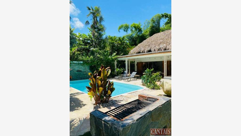AV maison d'hôtes 950m² + piscine à La Terrenas 