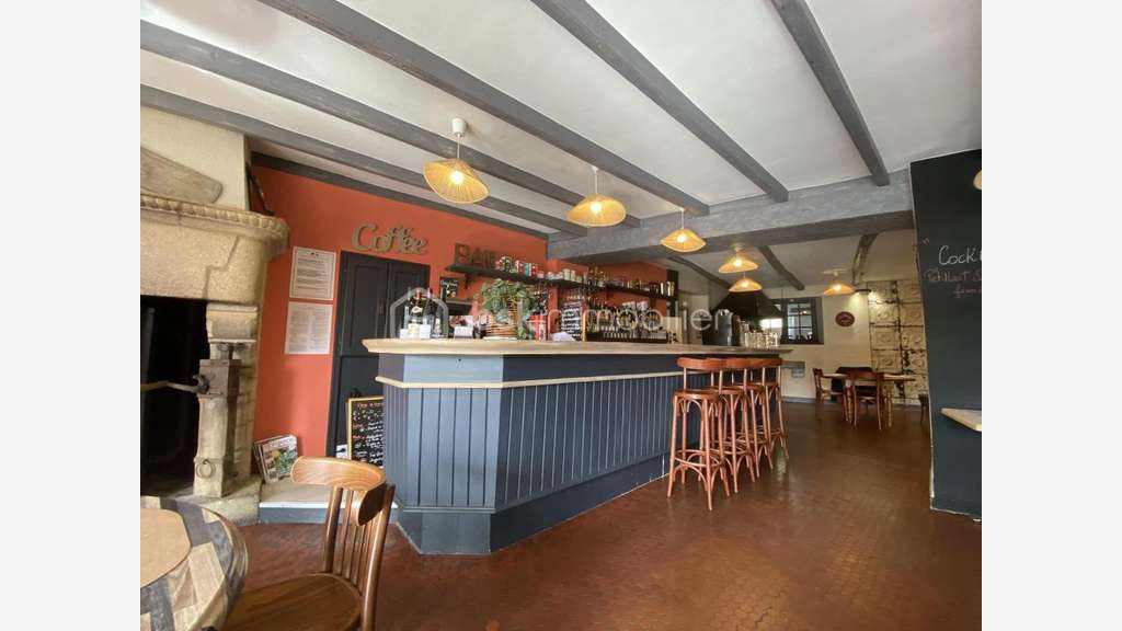 Cède restaurant poss chambres La Vicomté-sur-Rance