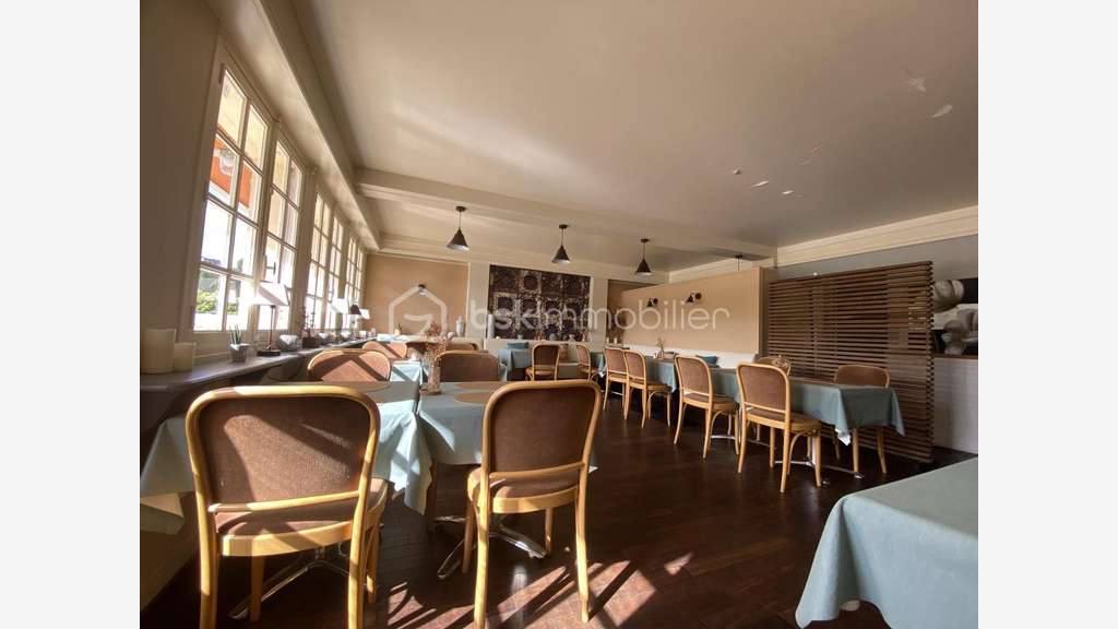 Cède restaurant poss chambres La Vicomté-sur-Rance