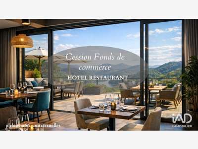 Hotel restaurant à Le Cergne